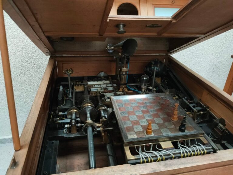 Tres invenciones modernas